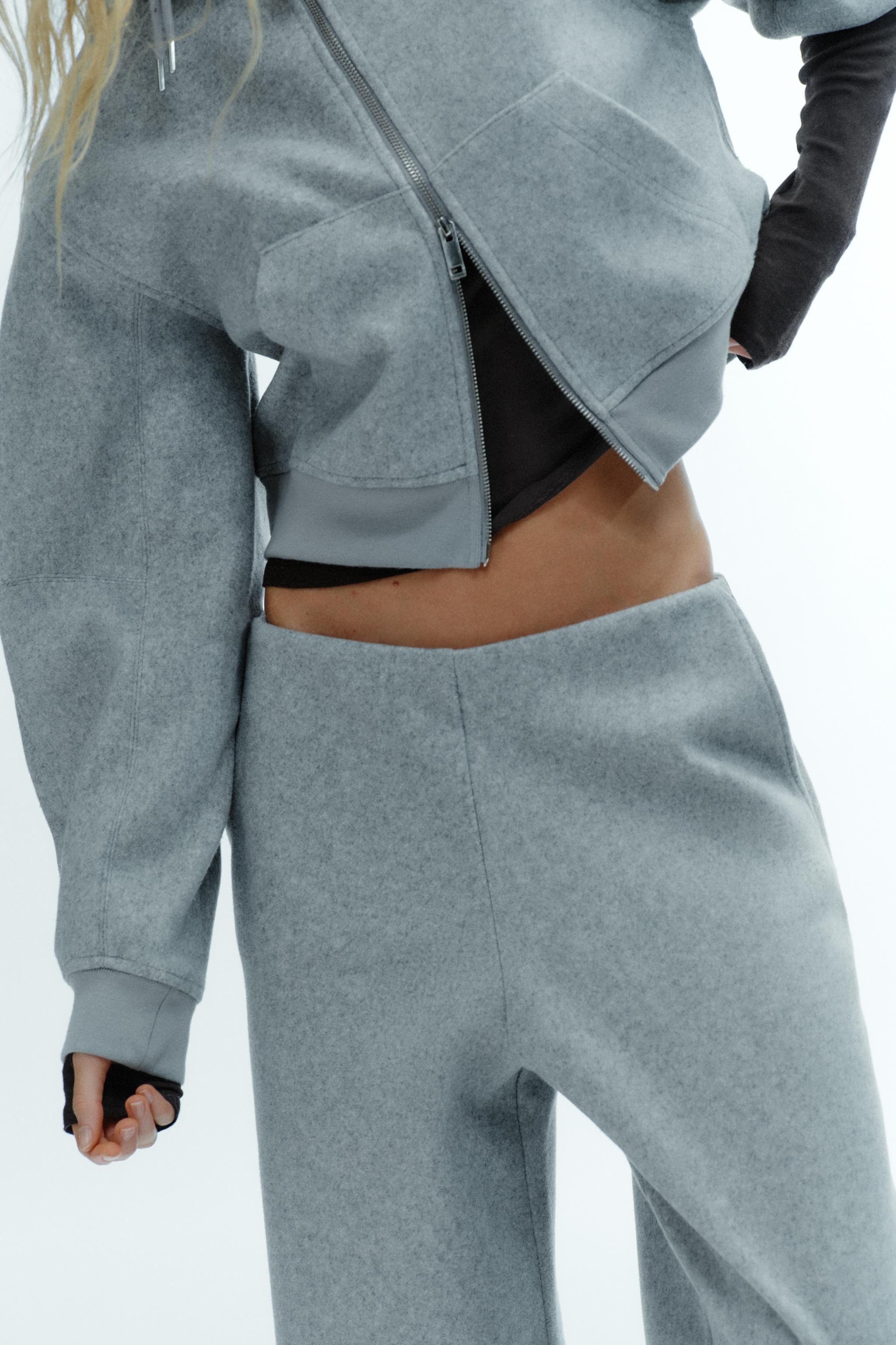 PANTALON BALLON SOUPLE À PLIS